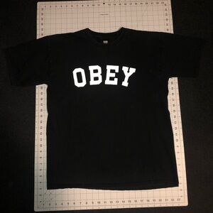 Obey. Size large. Black color. Short Sleeve Shirt.